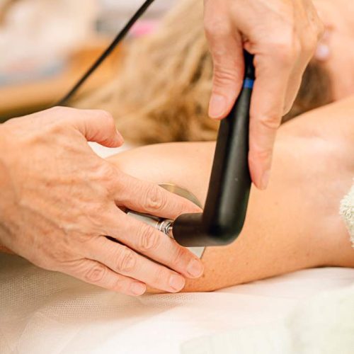 Tratamiento con Indiba para cuidado corporal en centro estético en Barrio Salamanca